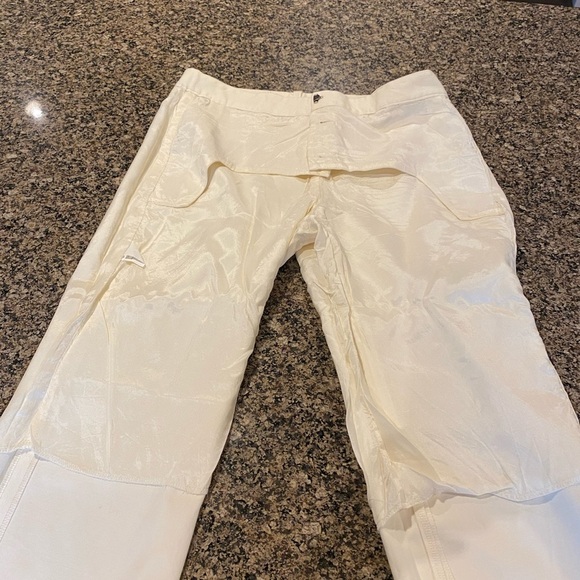 Holt Renfrew Women’s White Pinafore Snap Front Wide-Leg Pants Size 6 - Picture 12 of 13